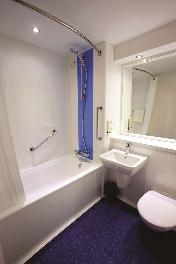 Travelodge Ipswich Beacon Hill Coddenham Værelse billede